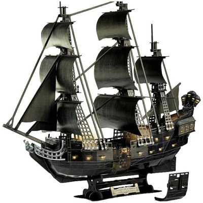 Revell 3D Puzzle Black Pearl LED Edition (00155)